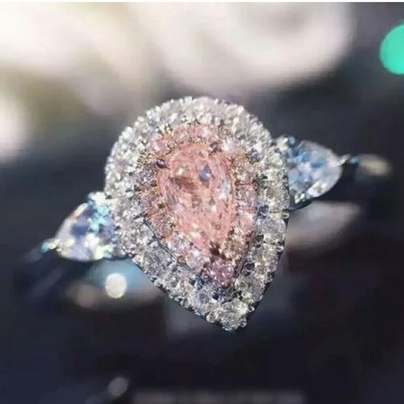 Jewelry - Pear Shaped Cubic Zirconia & Silver Ring